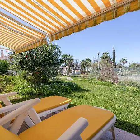 The Concierge - Pool & Tennis Vila Albufeira