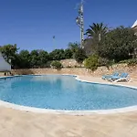 فيلة The Concierge - Pool & Tennis